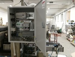 Щит управления линией упаковки бутылок на базе программируемого реле ОВЕН ПР200